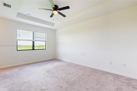 Adosado en venta en Miami, Florida, 3 dormitorios, 170.2 m2 № 1742491 - foto 18