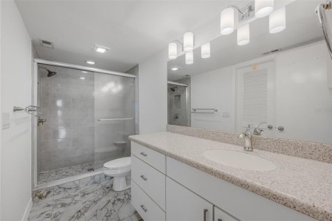 Townhouse in Tampa, Florida 2 bedrooms, 185.8 sq.m. № 2393574 - photo 29