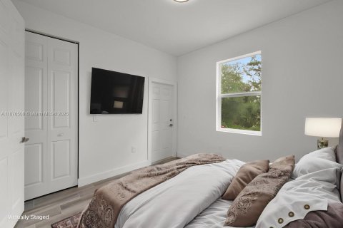 Casa en venta en Lehigh Acres, Florida, 3 dormitorios, 155.89 m2 № 1922283 - foto 17