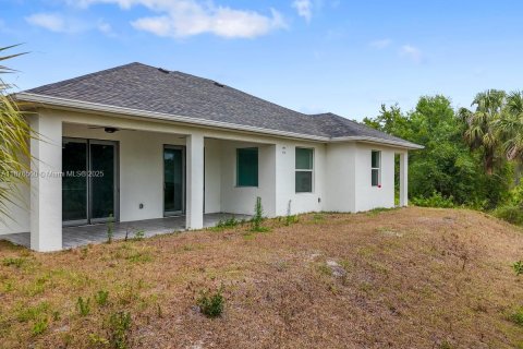 Casa en venta en Lehigh Acres, Florida, 3 dormitorios, 155.89 m2 № 1922283 - foto 20