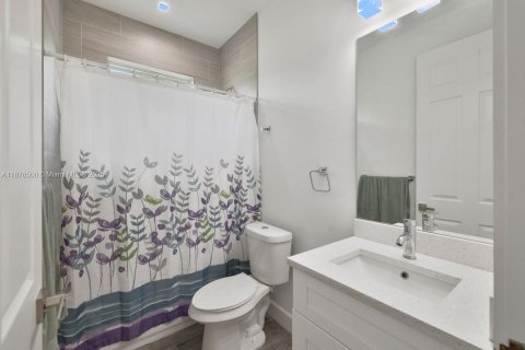 Casa en venta en Lehigh Acres, Florida, 3 dormitorios, 155.89 m2 № 1922283 - foto 13