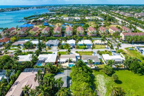 Villa ou maison à vendre à Boynton Beach, Floride: 3 chambres, 125.33 m2 № 1168894 - photo 1