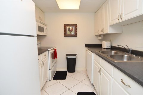 Copropriété à louer à Largo, Floride: 1 chambre, 69.4 m2 № 2112951 - photo 7