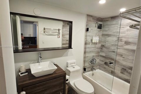 Copropriété à vendre à Sunny Isles Beach, Floride: 38.09 m2 № 2048971 - photo 3