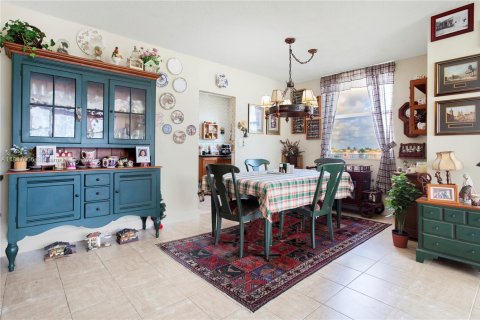 Condo in Hollywood, Florida, 2 bedrooms  № 1941997 - photo 4