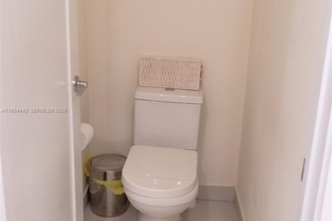 Condominio en alquiler en Doral, Florida, 3 dormitorios, 102.38 m2 № 2010145 - foto 7