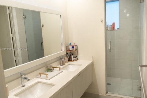 Condominio en alquiler en Doral, Florida, 3 dormitorios, 102.38 m2 № 2010145 - foto 8