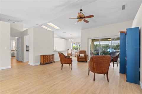 House in Bradenton, Florida 3 bedrooms, 168.34 sq.m. № 1776833 - photo 6