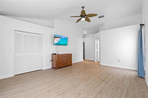 House in Bradenton, Florida 3 bedrooms, 168.34 sq.m. № 1776833 - photo 25