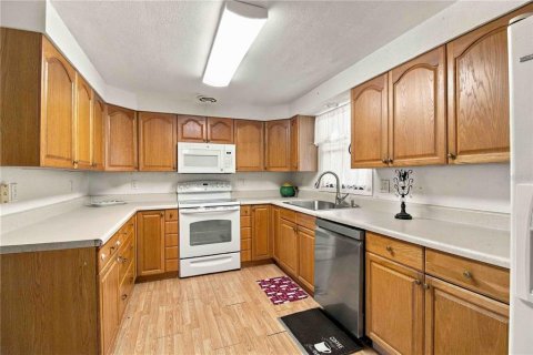 Apartment in Sarasota, Florida 3 bedrooms, 99.22 sq.m. № 2399081 - photo 11
