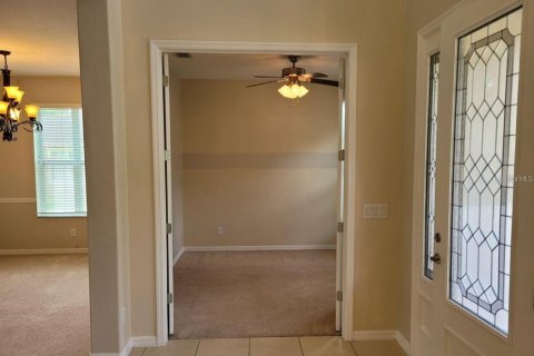 Villa ou maison à vendre à Apopka, Floride: 4 chambres, 331.75 m2 № 2306664 - photo 3