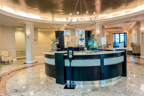 Condo in Hollywood, Florida, 1 bedroom  № 2039218 - photo 9