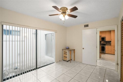 Casa en venta en Weston, Florida, 3 dormitorios, 139.35 m2 № 1890016 - foto 29