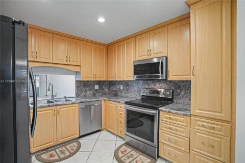 Casa en venta en Weston, Florida, 3 dormitorios, 139.35 m2 № 1890016 - foto 11