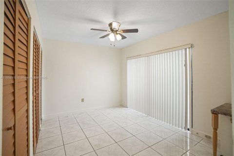 Casa en venta en Weston, Florida, 3 dormitorios, 139.35 m2 № 1890016 - foto 26