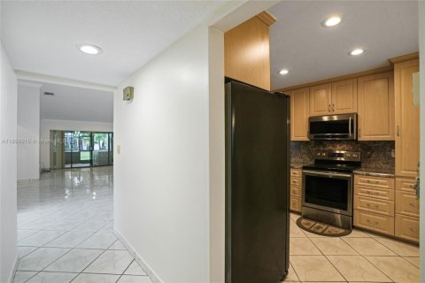 Casa en venta en Weston, Florida, 3 dormitorios, 139.35 m2 № 1890016 - foto 12
