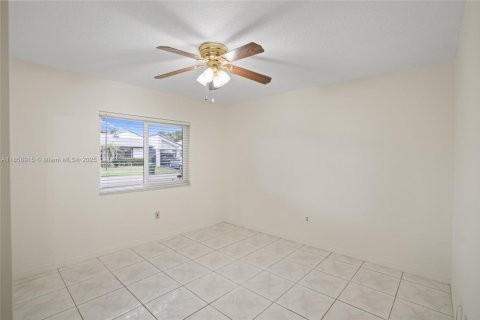 Casa en venta en Weston, Florida, 3 dormitorios, 139.35 m2 № 1890016 - foto 23