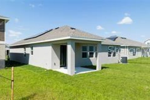 House in Davenport, Florida 3 bedrooms, 171.68 sq.m. № 1769209 - photo 3