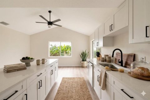 Villa ou maison à vendre à Palmetto, Floride: 2 chambres, 108.05 m2 № 2112393 - photo 19