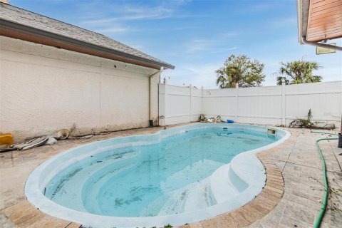 House in Tampa, Florida 3 bedrooms, 166.02 sq.m. № 1854668 - photo 17