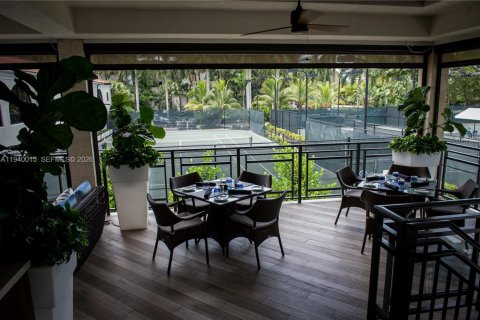 Condominio en venta en Aventura, Florida, 2 dormitorios, 177.26 m2 № 2000650 - foto 23