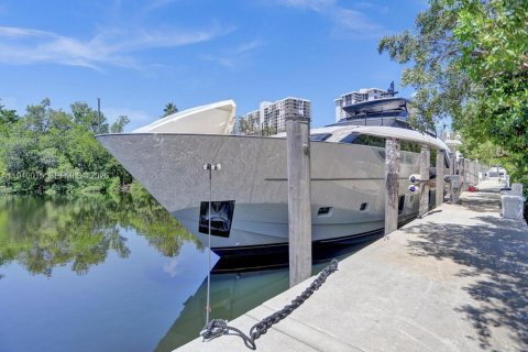 Condominio en venta en Aventura, Florida, 2 dormitorios, 177.26 m2 № 2000650 - foto 28