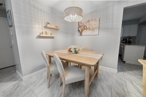 Villa ou maison à vendre à Pinellas Park, Floride: 1 chambre, 83.8 m2 № 2199489 - photo 12