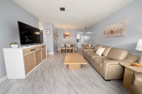 Villa ou maison à vendre à Pinellas Park, Floride: 1 chambre, 83.8 m2 № 2199489 - photo 18