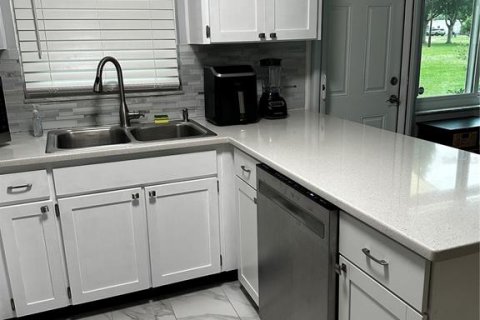 Villa ou maison à vendre à Pinellas Park, Floride: 1 chambre, 83.8 m2 № 2199489 - photo 10