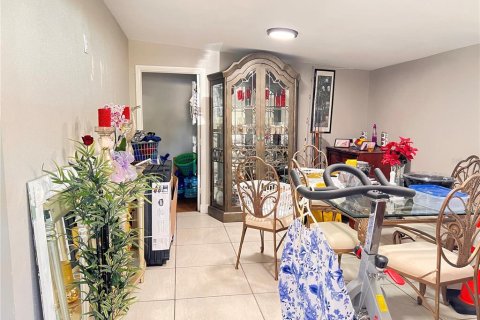 Casa en venta en Tampa, Florida, 3 dormitorios, 144.74 m2 № 1721498 - foto 3