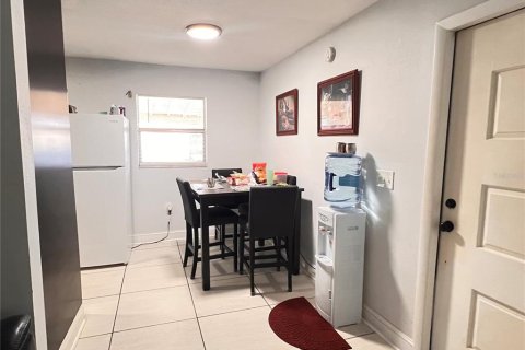 Casa en venta en Tampa, Florida, 3 dormitorios, 144.74 m2 № 1721498 - foto 9