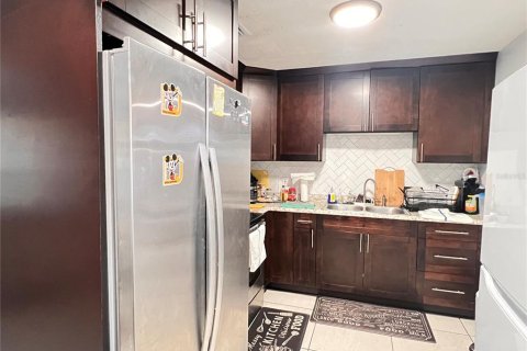 Casa en venta en Tampa, Florida, 3 dormitorios, 144.74 m2 № 1721498 - foto 8
