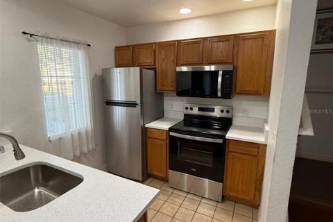 Touwnhouse à louer à Kissimmee, Floride: 4 chambres, 136.57 m2 № 2093488 - photo 2