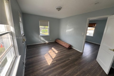 Снять в аренду квартиру в Холливуд, Флорида 1 спальня, 270.44м2, № 2004297 - фото 14