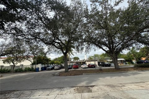 Квартира в Холливуд, Флорида 1 спальня, 270.44м2 № 2004297