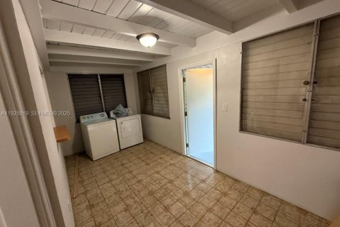 Casa en venta en Miami, Florida, 3 dormitorios, 134.24 m2 № 1984156 - foto 9