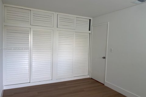 Copropriété à vendre à Deerfield Beach, Floride: 2 chambres, 88.26 m2 № 2247282 - photo 15