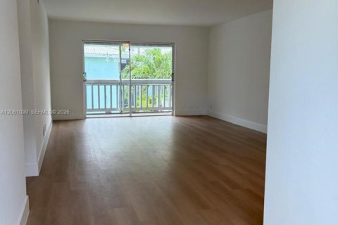 Copropriété à vendre à Deerfield Beach, Floride: 2 chambres, 88.26 m2 № 2247282 - photo 2