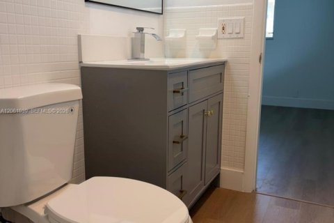 Copropriété à vendre à Deerfield Beach, Floride: 2 chambres, 88.26 m2 № 2247282 - photo 18