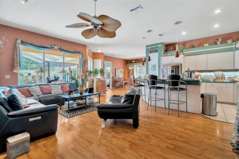 Casa en venta en Spring Hill, Florida, 3 dormitorios, 193.33 m2 № 1737111 - foto 7