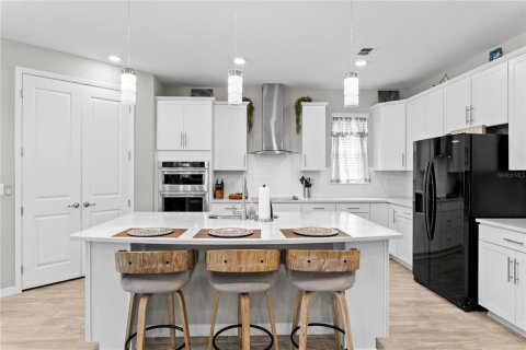 Casa en venta en Wesley Chapel, Florida, 5 dormitorios, 391.12 m2 № 1919723 - foto 20
