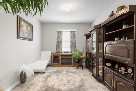 Casa en venta en Wesley Chapel, Florida, 5 dormitorios, 391.12 m2 № 1919723 - foto 8