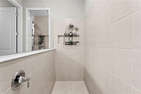 Casa en venta en Wesley Chapel, Florida, 5 dormitorios, 391.12 m2 № 1919723 - foto 28