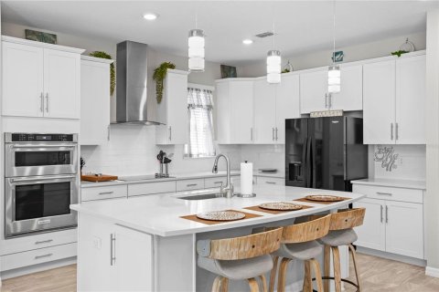 Casa en venta en Wesley Chapel, Florida, 5 dormitorios, 391.12 m2 № 1919723 - foto 19