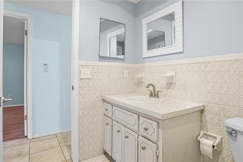 Casa en venta en Port Richey, Florida, 3 dormitorios, 147.62 m2 № 2220410 - foto 28