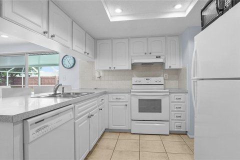 Casa en venta en Port Richey, Florida, 3 dormitorios, 147.62 m2 № 2220410 - foto 10