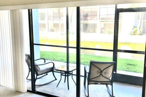 Condo in Jupiter, Florida, 1 bedroom № 2085358 - photo 18