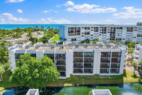 Condo in Jupiter, Florida, 1 bedroom № 2085358 - photo 3
