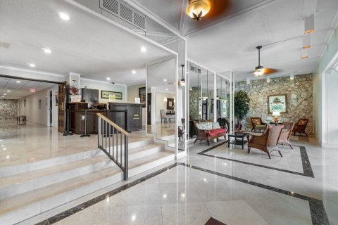 Copropriété à louer à West Palm Beach, Floride: 2 chambres, 108.7 m2 № 2387999 - photo 16
