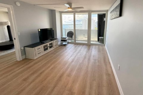Copropriété à louer à West Palm Beach, Floride: 2 chambres, 108.7 m2 № 2387999 - photo 7